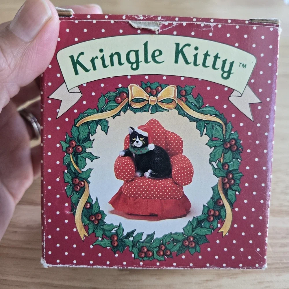 Russ Kringle Kitty‎ Vintage Cat On Armchair In Box